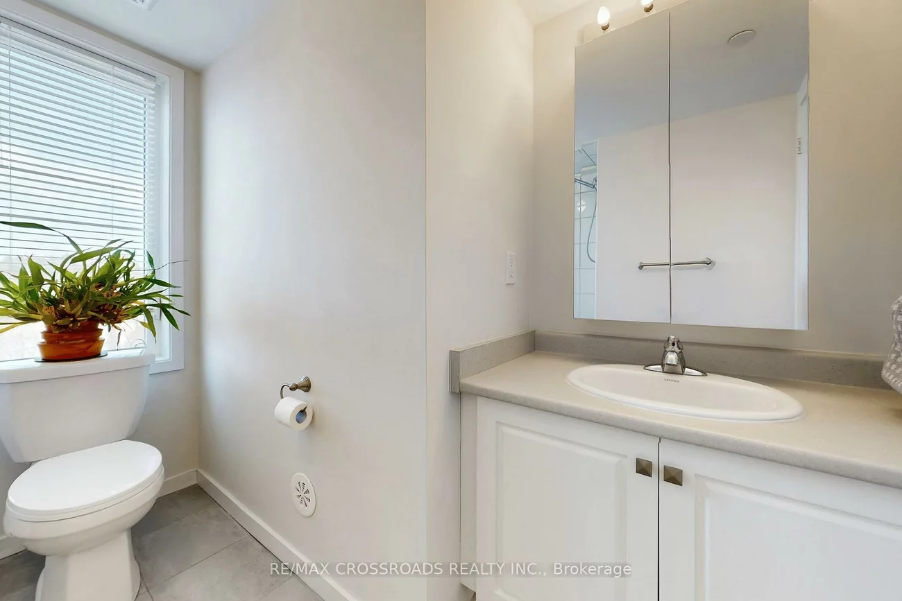 100, Alex Gardner, Aurora Village, Aurora