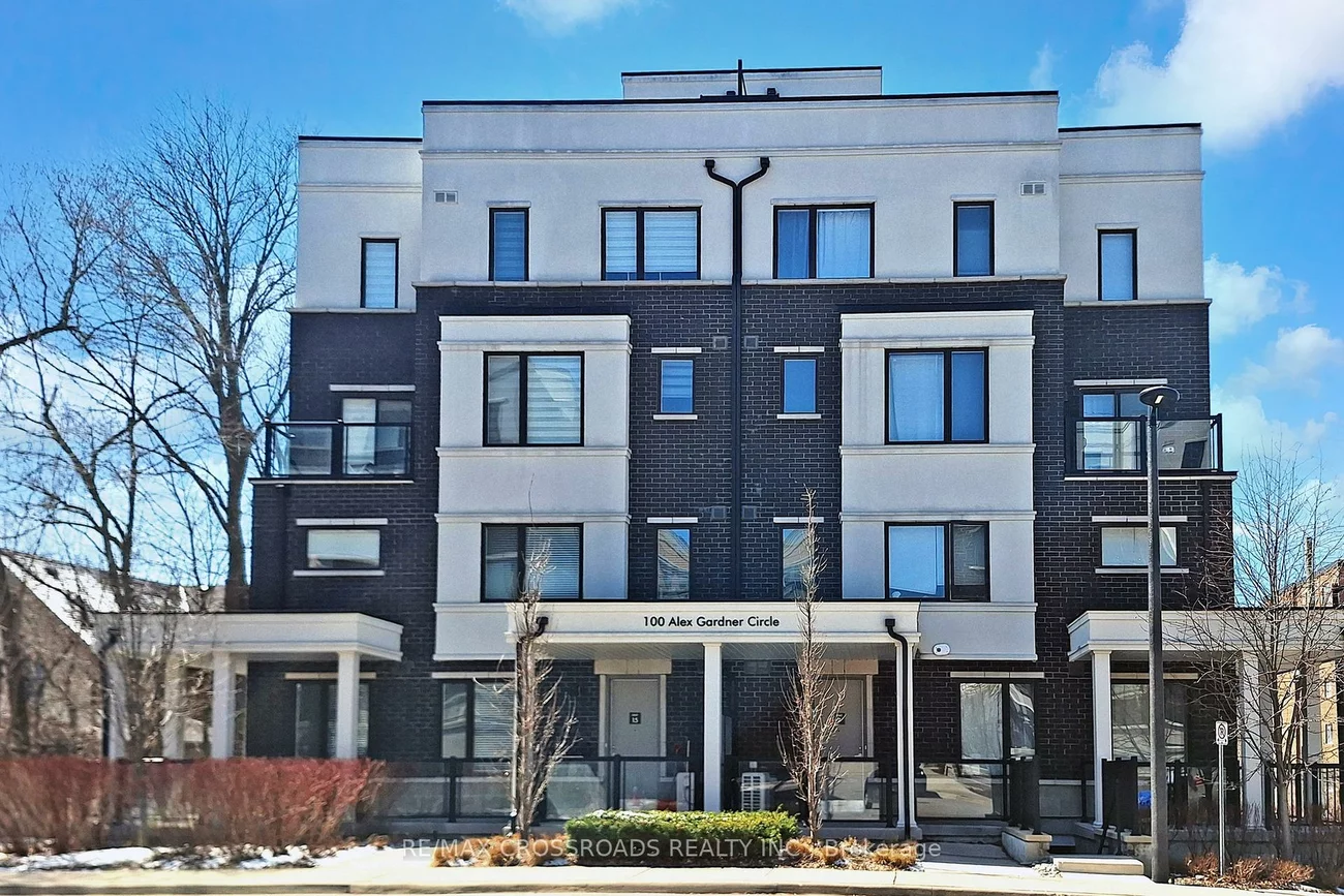 100, Alex Gardner, Aurora Village, Aurora