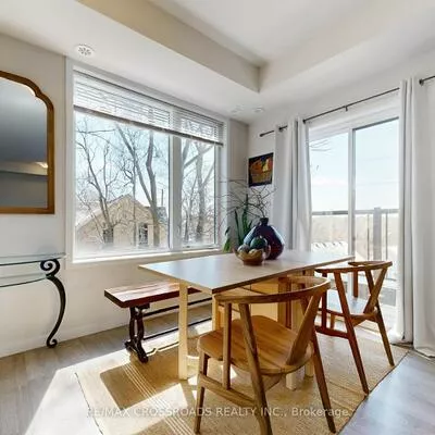 100, Alex Gardner, Aurora Village, Aurora