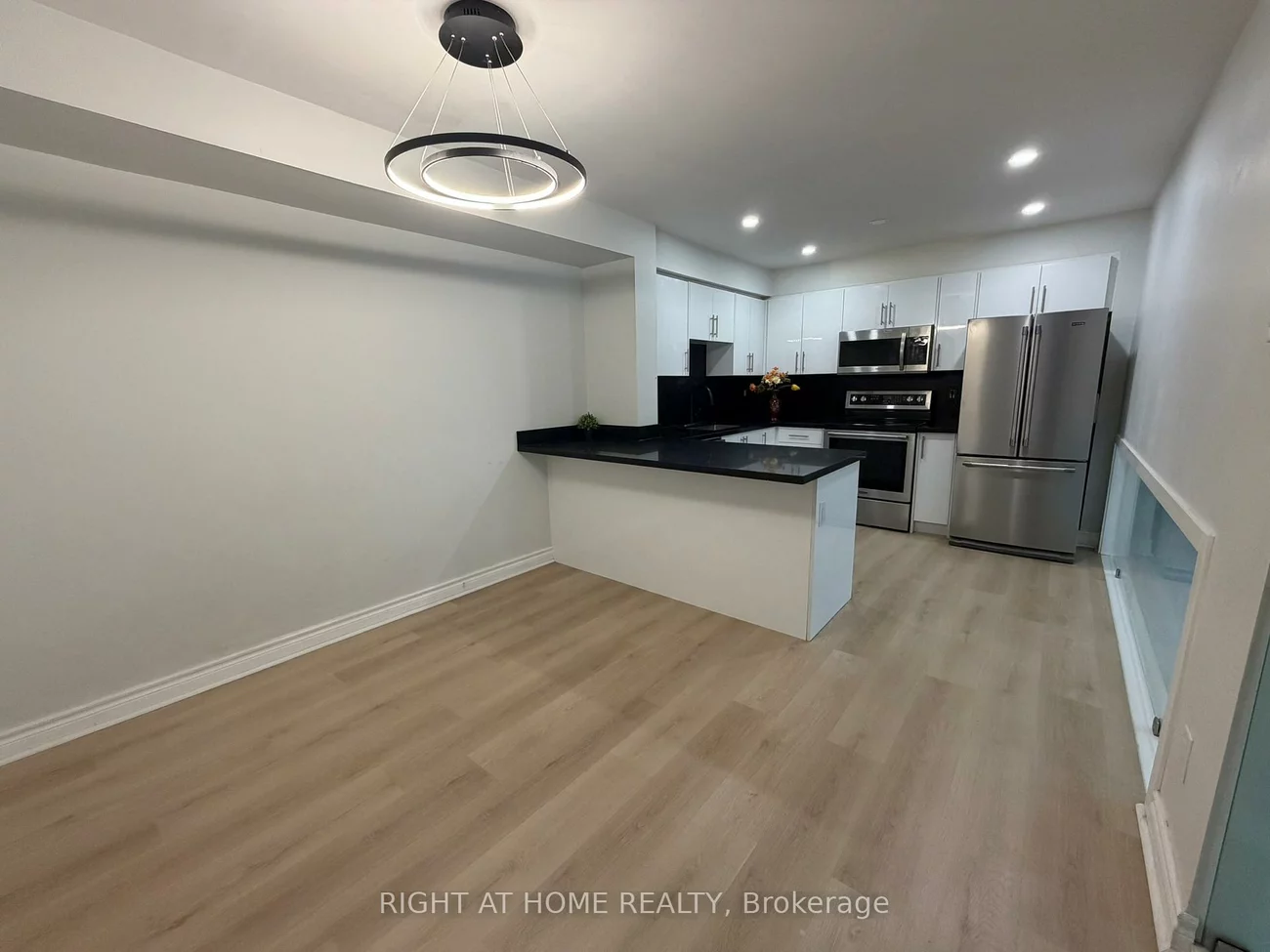 24, springfair, Aurora Village, Aurora