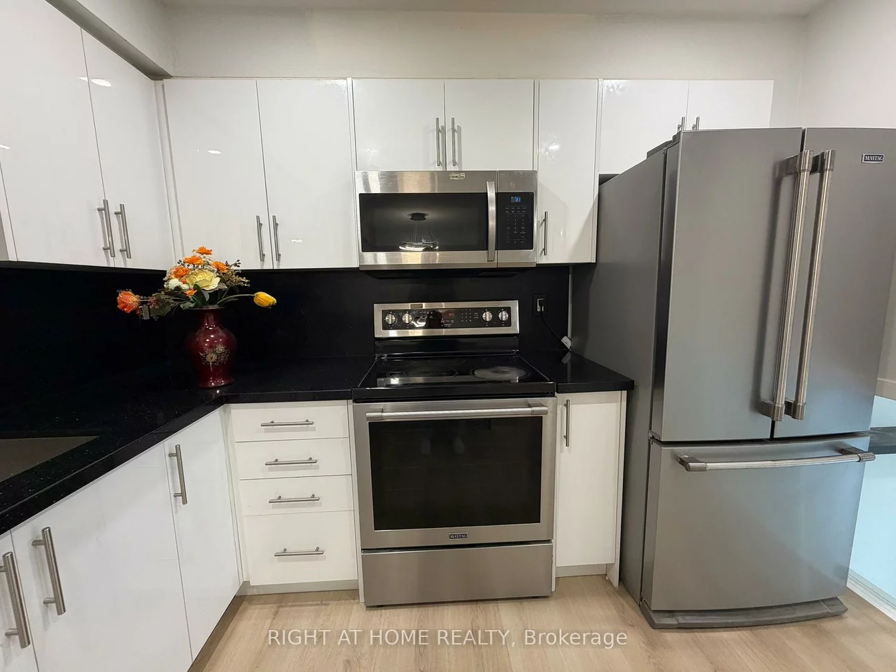 24, springfair, Aurora Village, Aurora