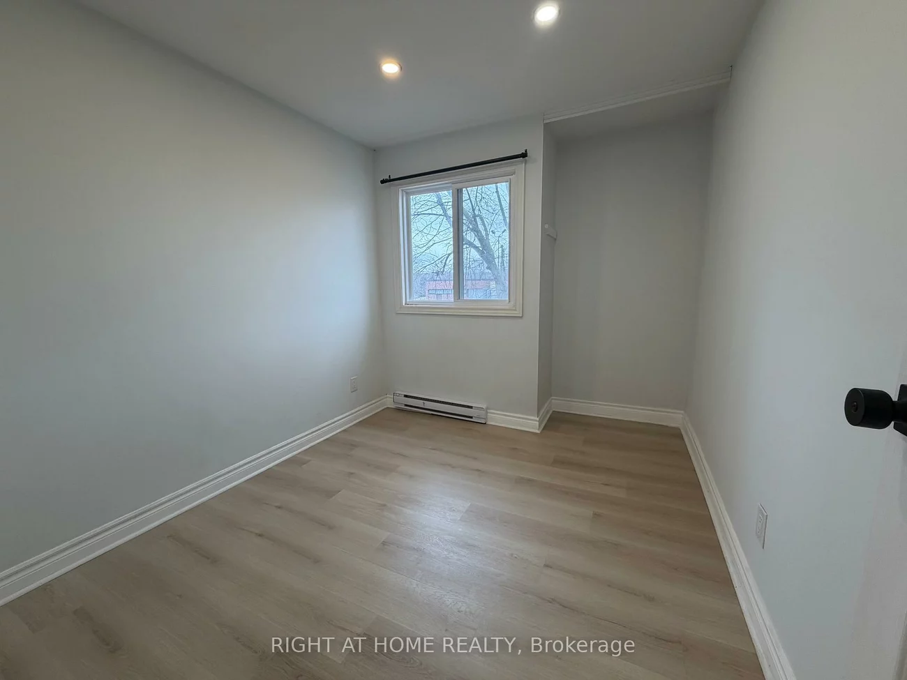 24, springfair, Aurora Village, Aurora