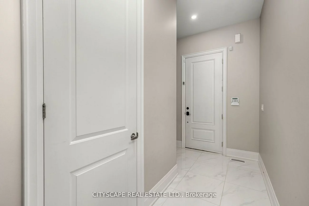 74, Old Bloomington, Aurora Estates, Aurora