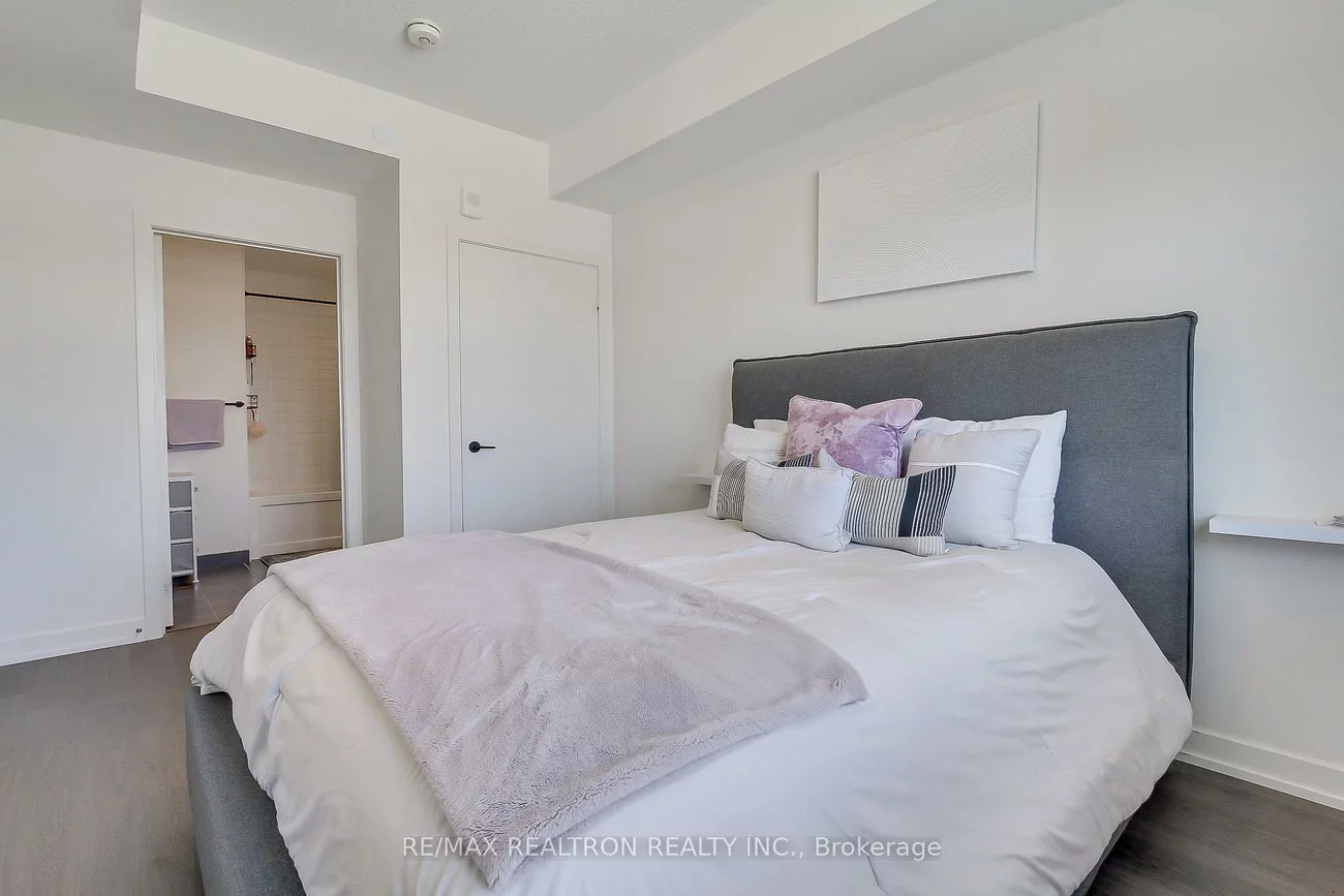 555, William Graham, Rural Aurora, Aurora