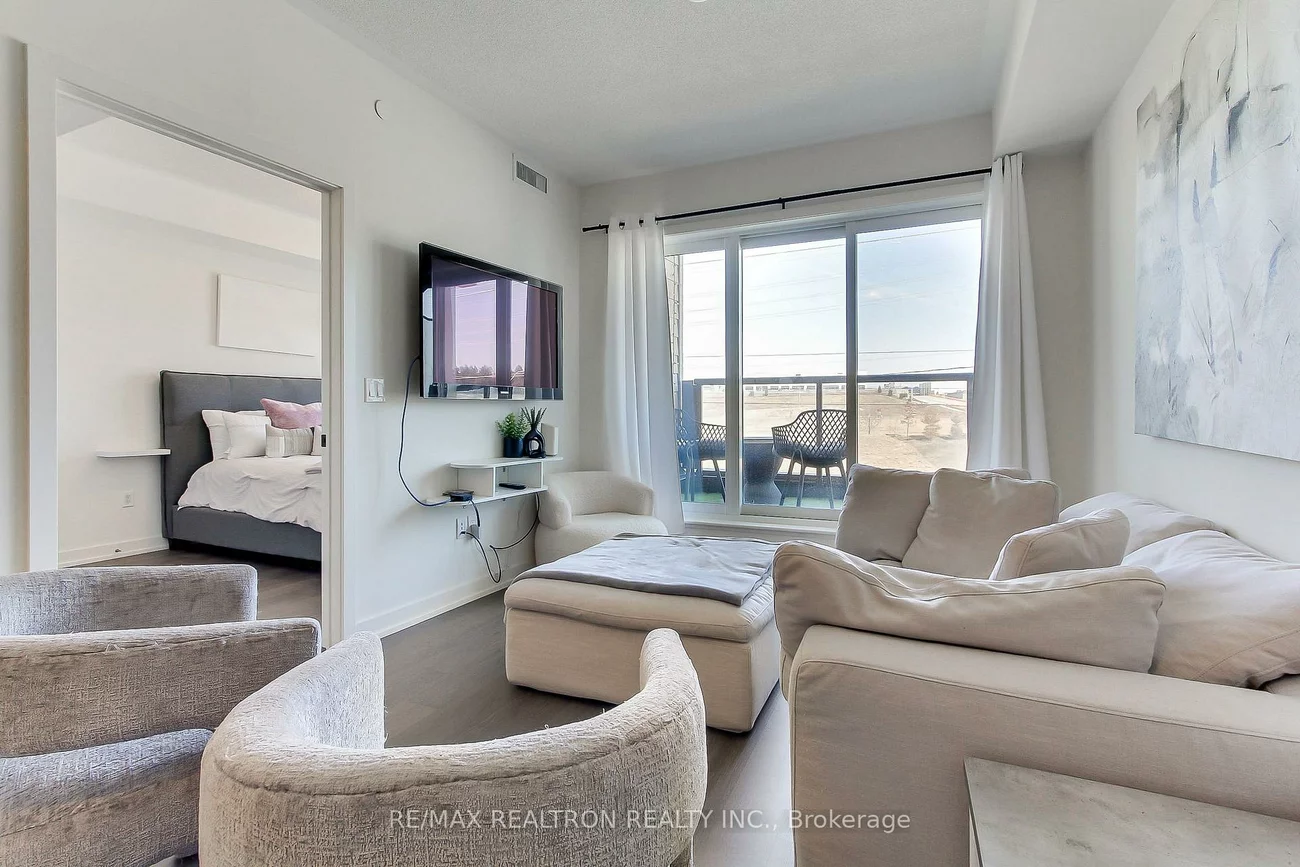 555, William Graham, Rural Aurora, Aurora