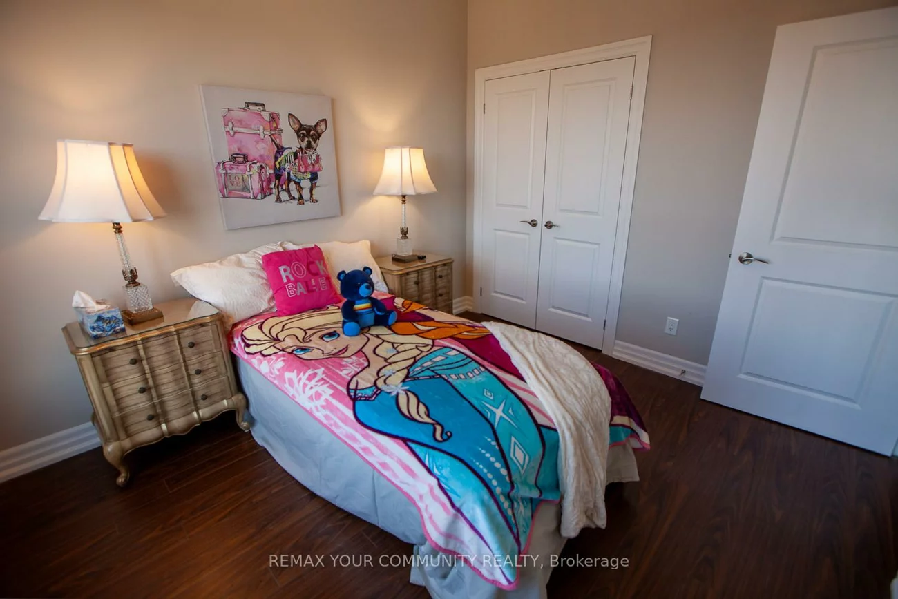 180, John West, Bayview Wellington, Aurora