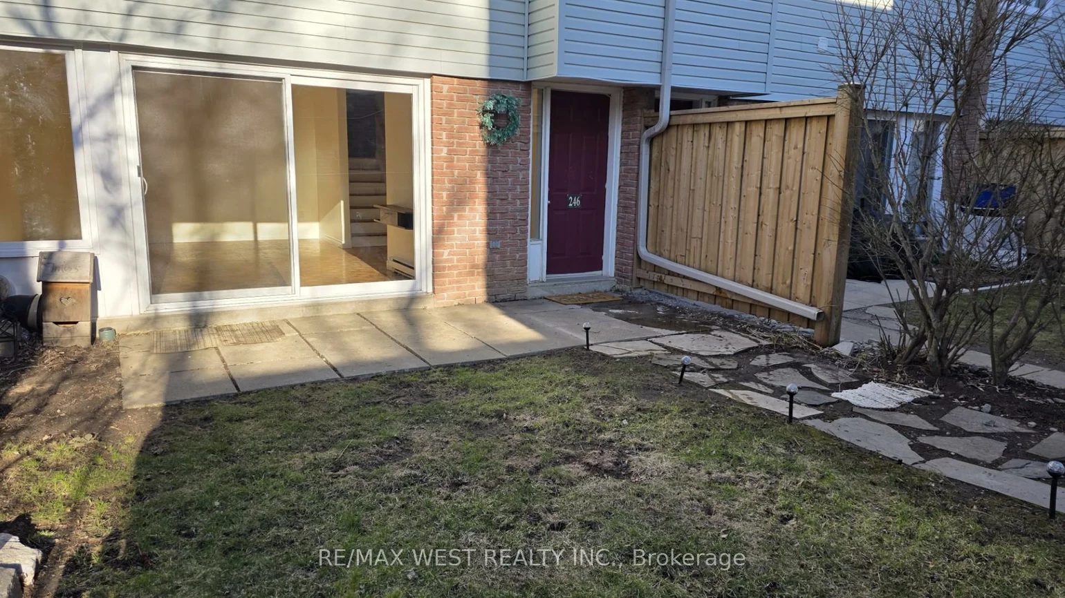 246, Milestone, Aurora Village, Aurora