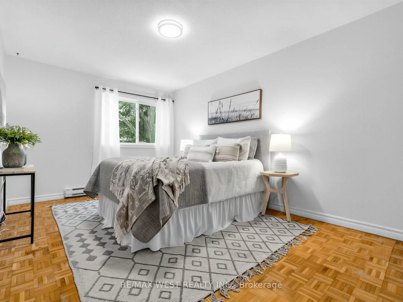 246, Milestone, Aurora Village, Aurora