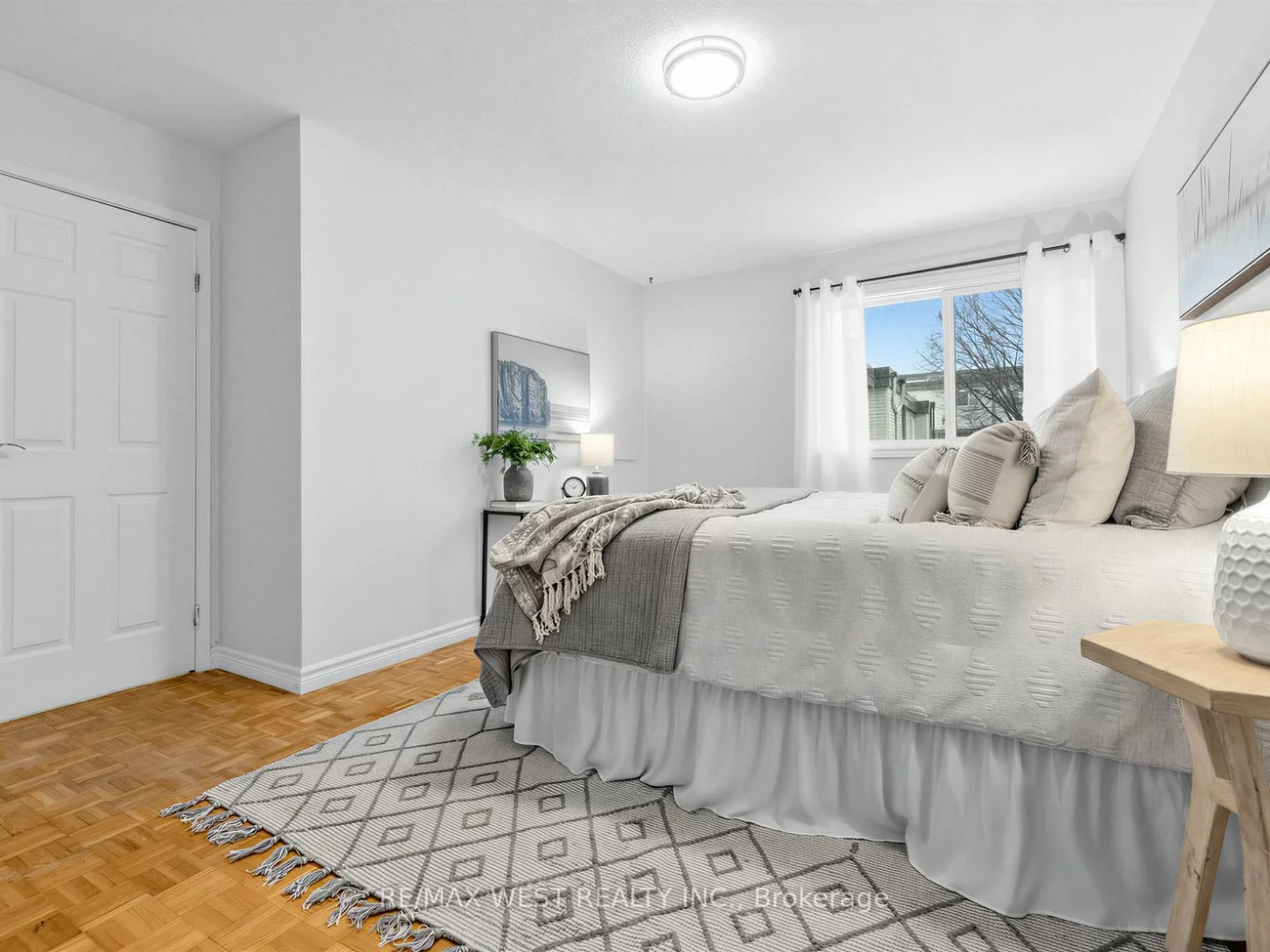 246, Milestone, Aurora Village, Aurora