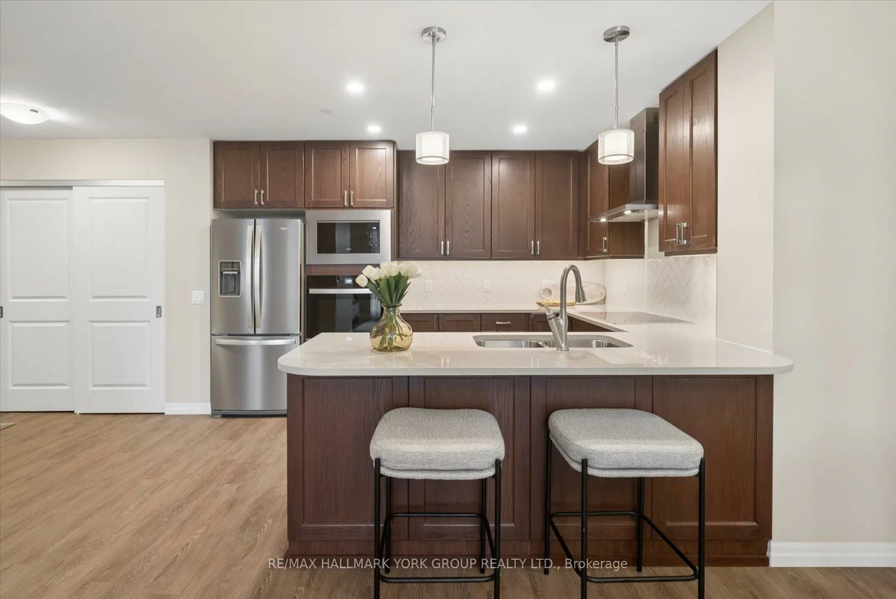 460, William Graham, Rural Aurora, Aurora