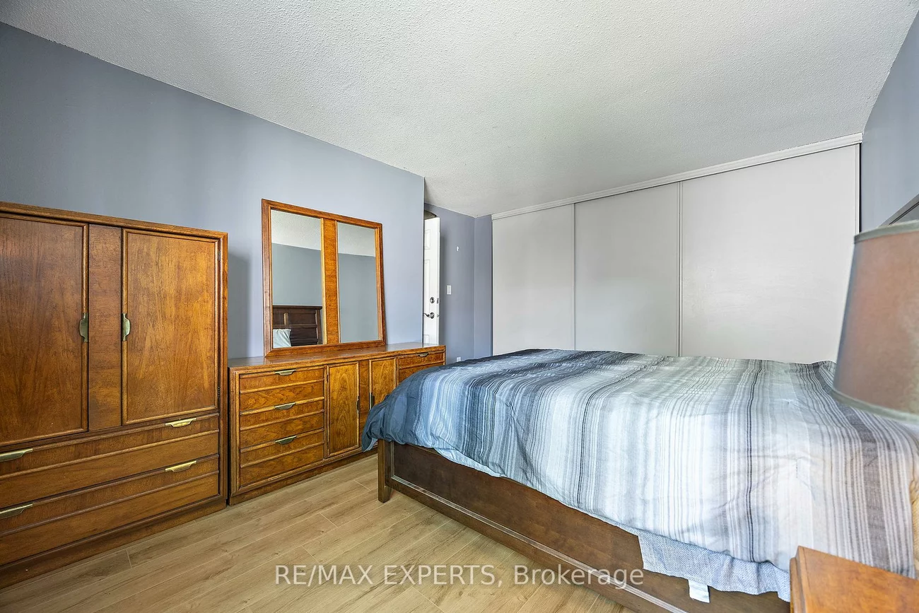 242, Milestone, Aurora Village, Aurora