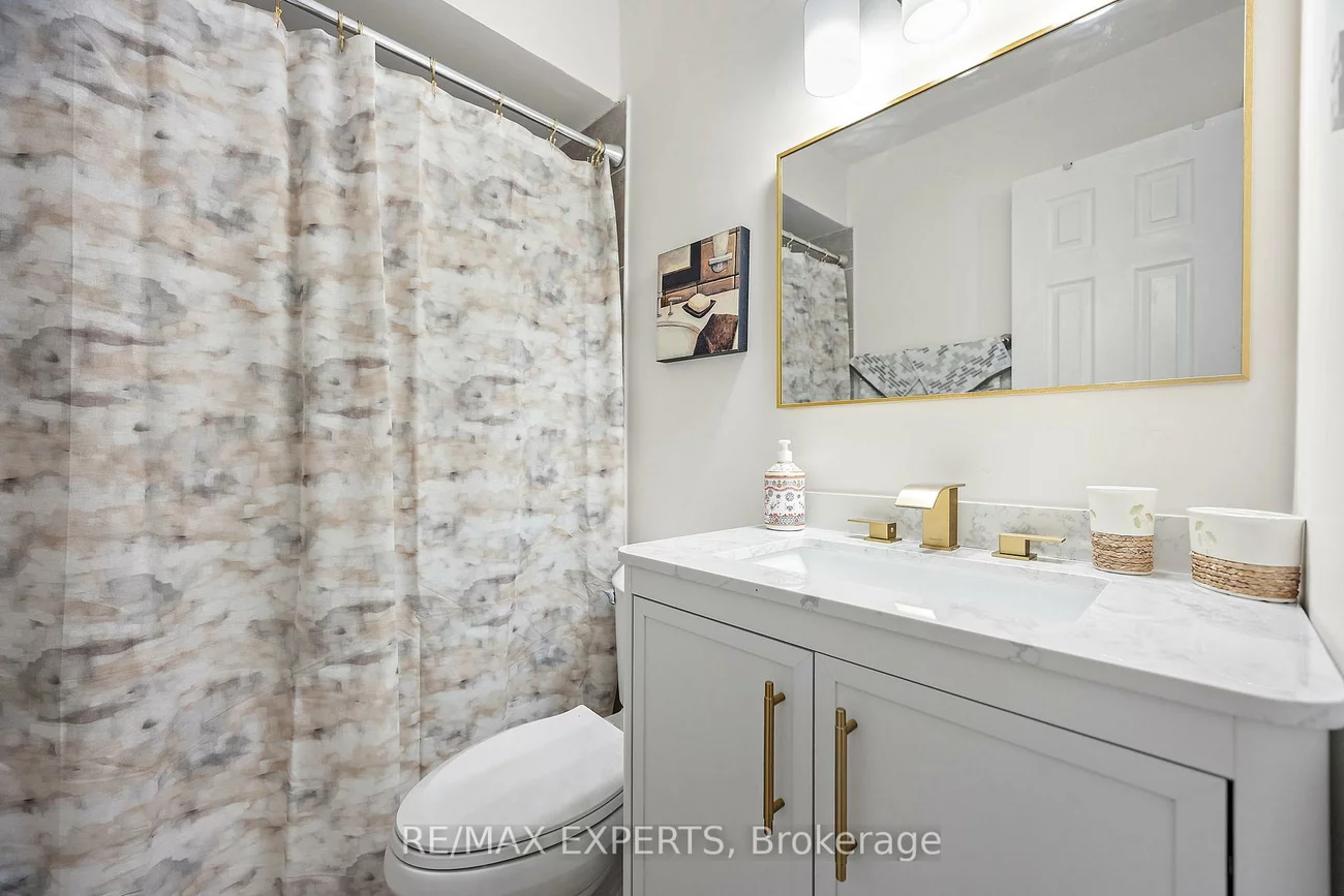 242, Milestone, Aurora Village, Aurora