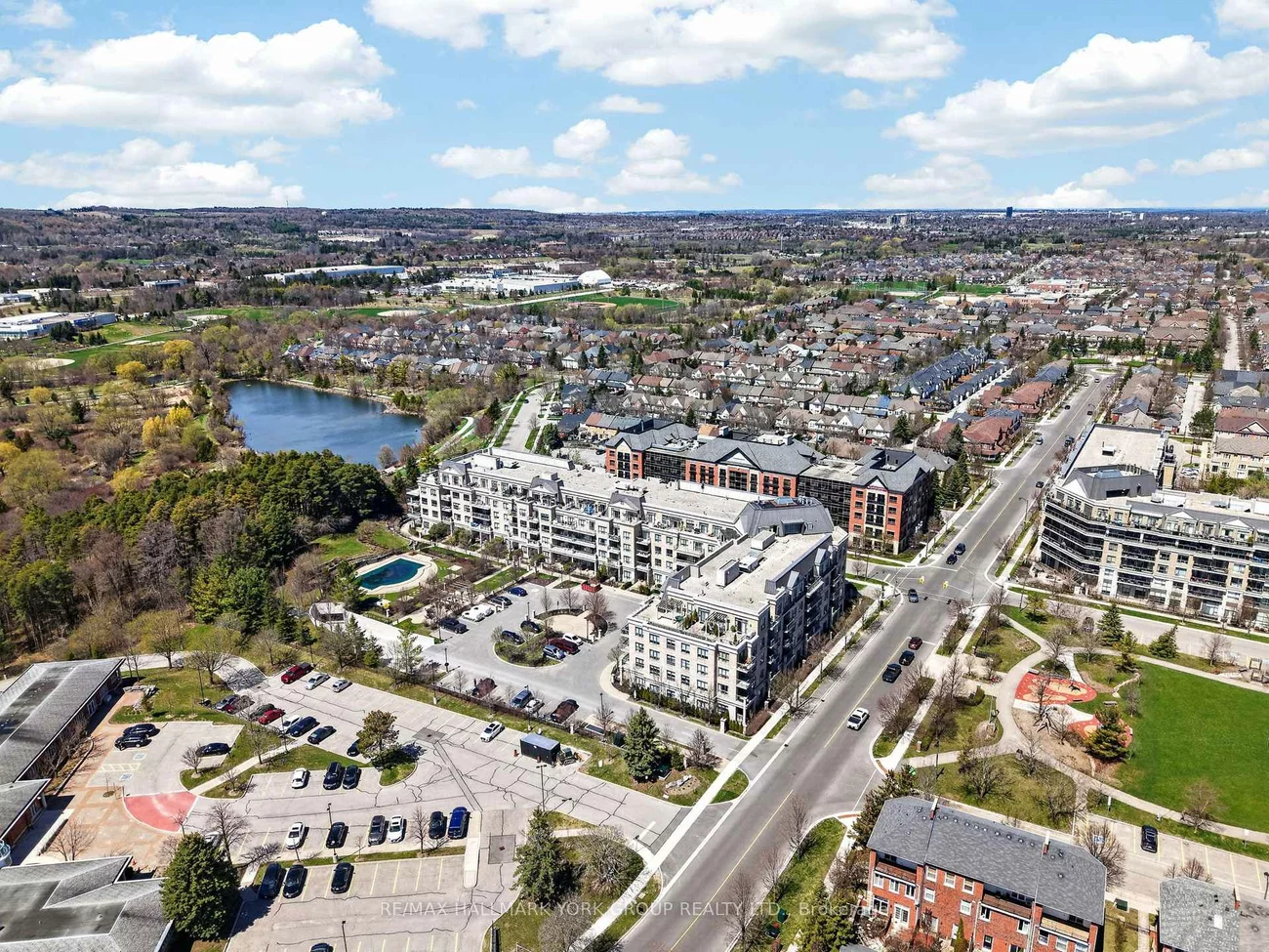 180, John West, Bayview Wellington, Aurora