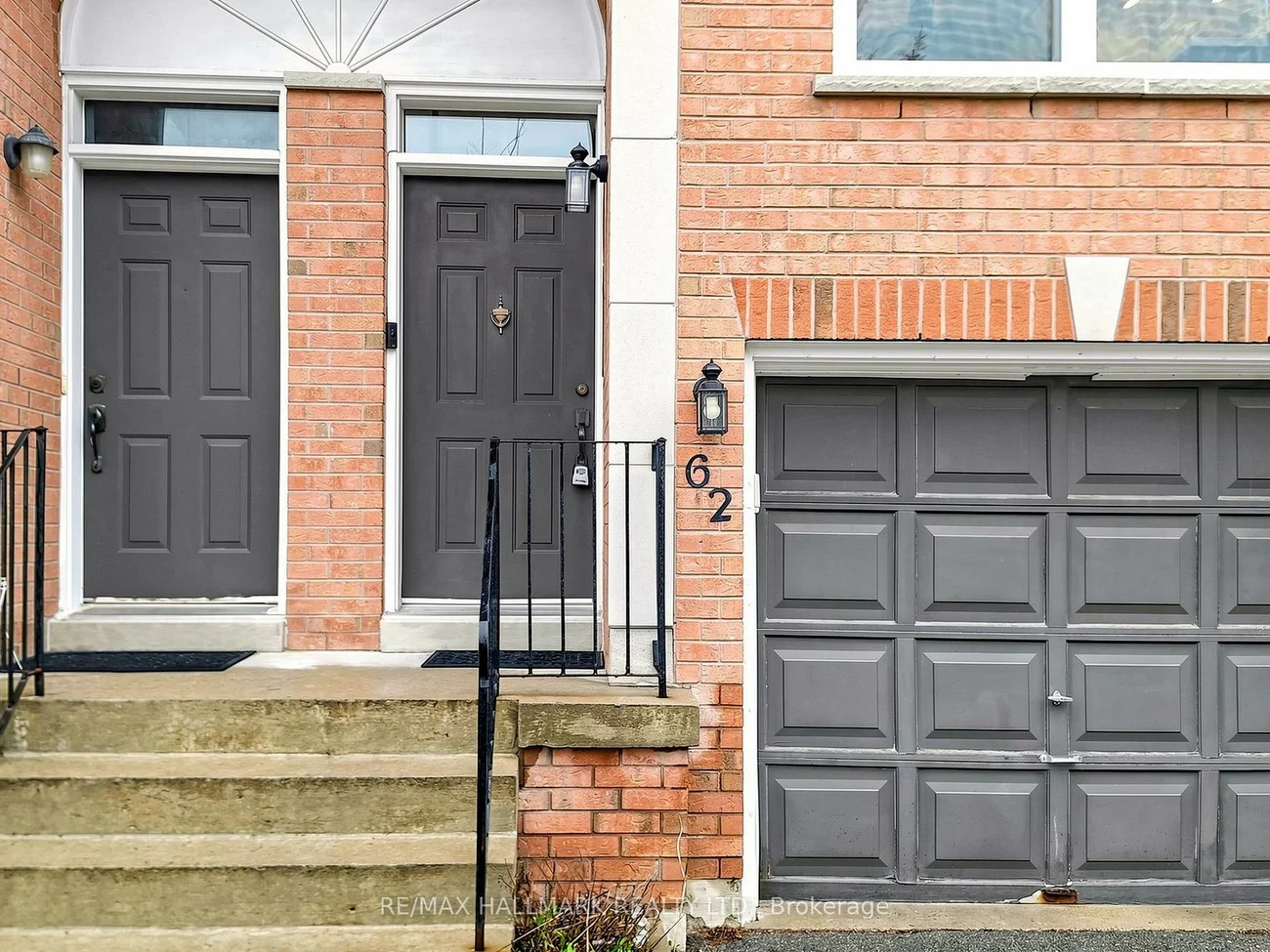 62, Wyatt, Bayview Wellington, Aurora