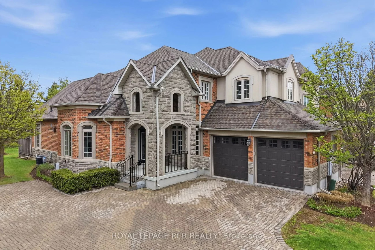 16, Bonnell, Aurora Estates, Aurora