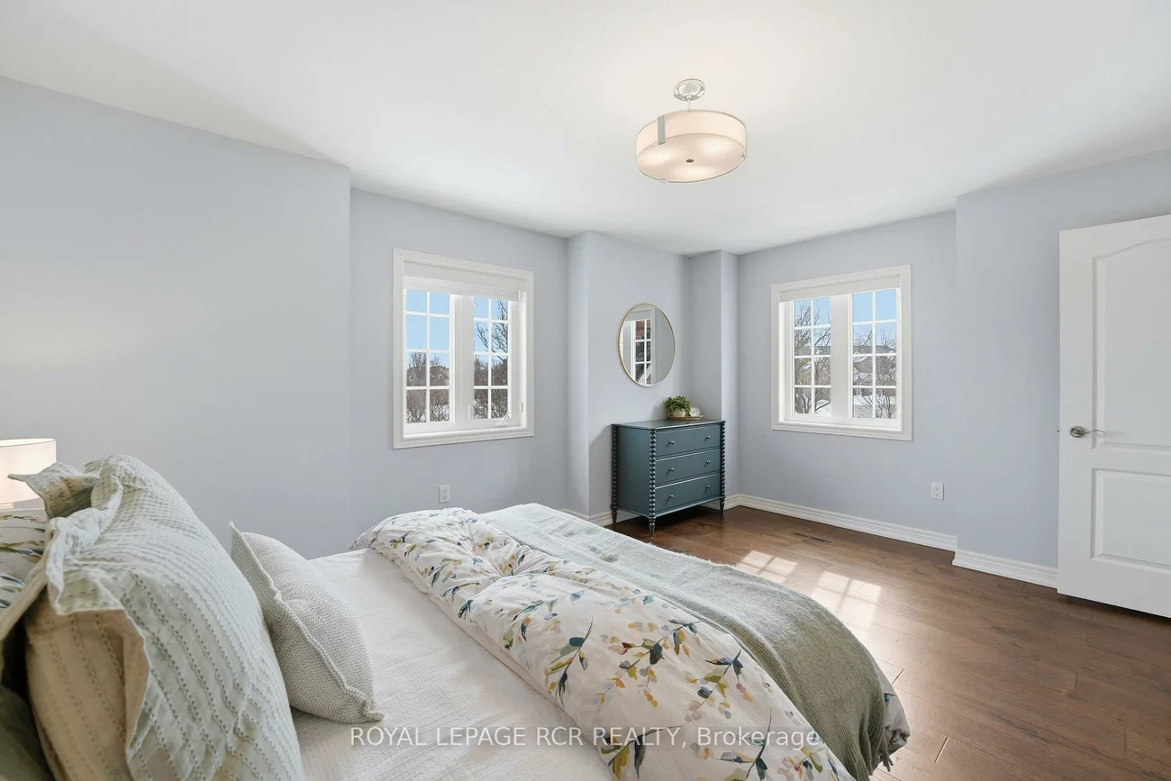 16, Bonnell, Aurora Estates, Aurora