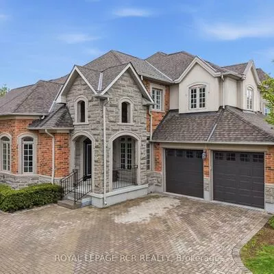 16, Bonnell, Aurora Estates, Aurora