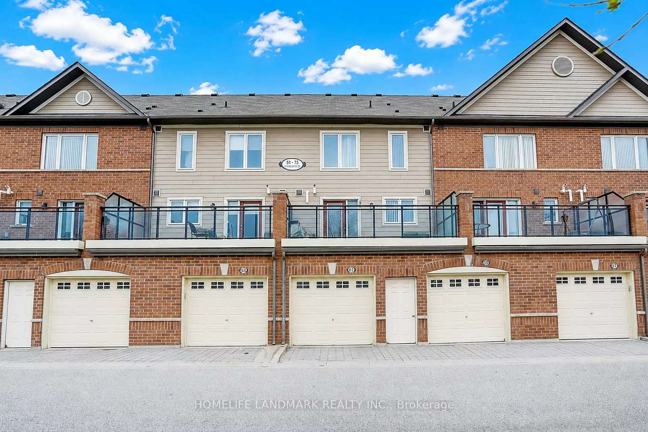 61, Burton Howard, Bayview Northeast, Aurora