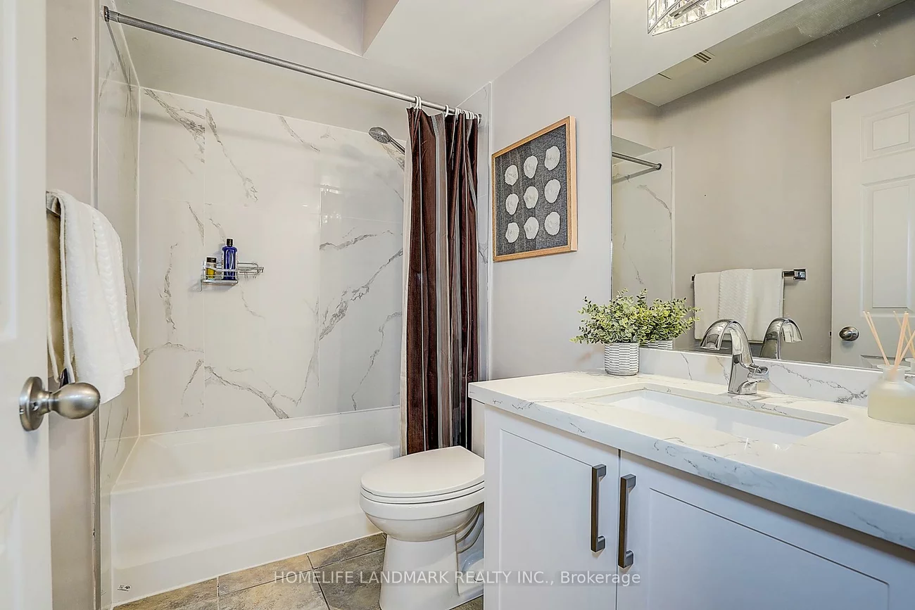 61, Burton Howard, Bayview Northeast, Aurora