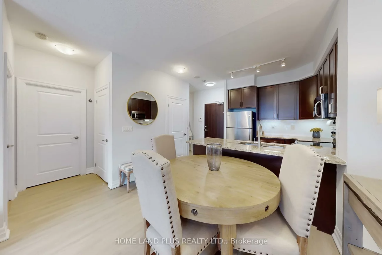 180, John West, Bayview Wellington, Aurora