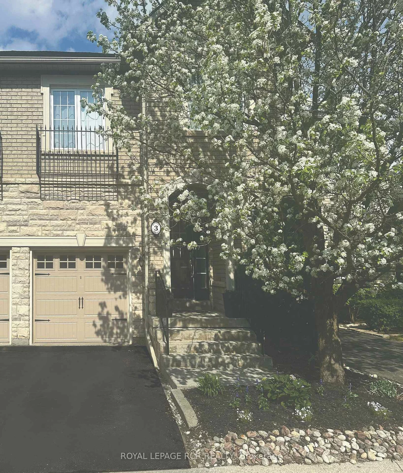 3, Senator, Aurora Heights, Aurora
