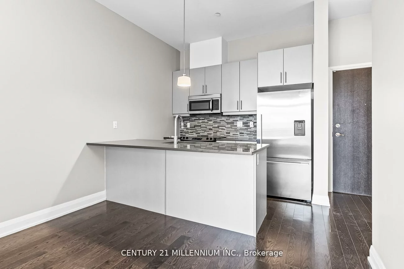 15277, Yonge, Aurora Village, Aurora