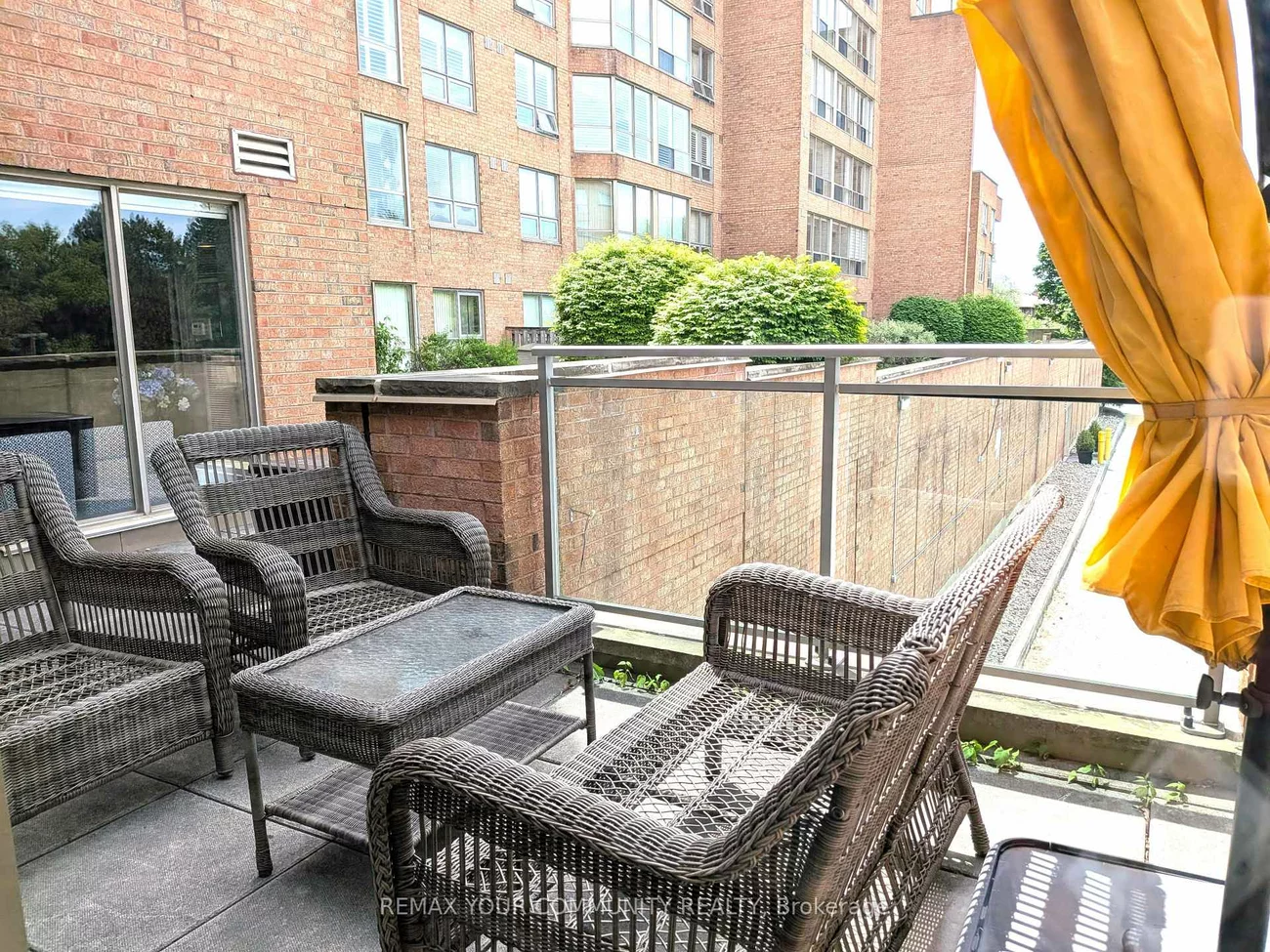 14924, Yonge, Aurora Highlands, Aurora