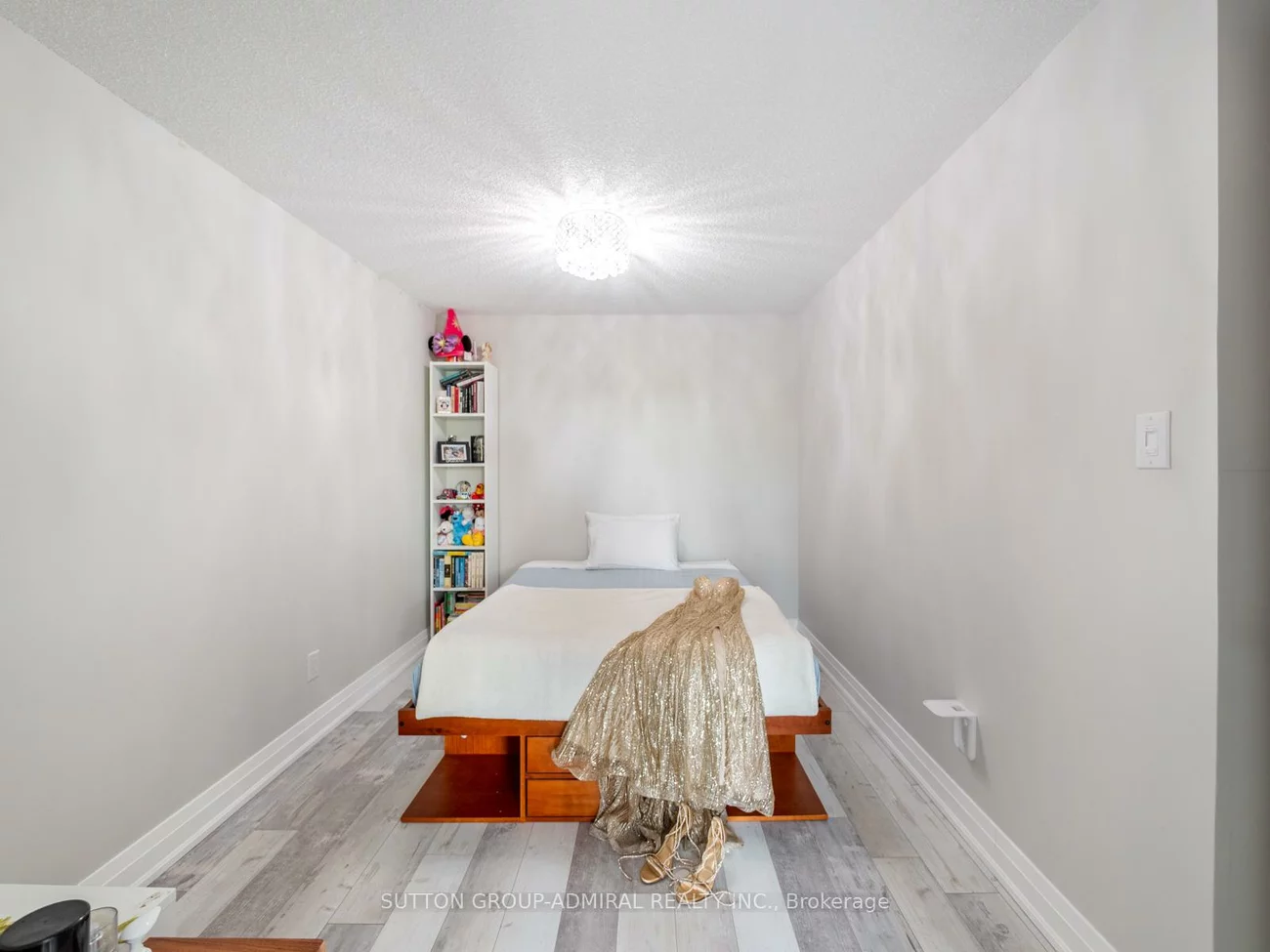 14924, Yonge, Aurora Village, Aurora