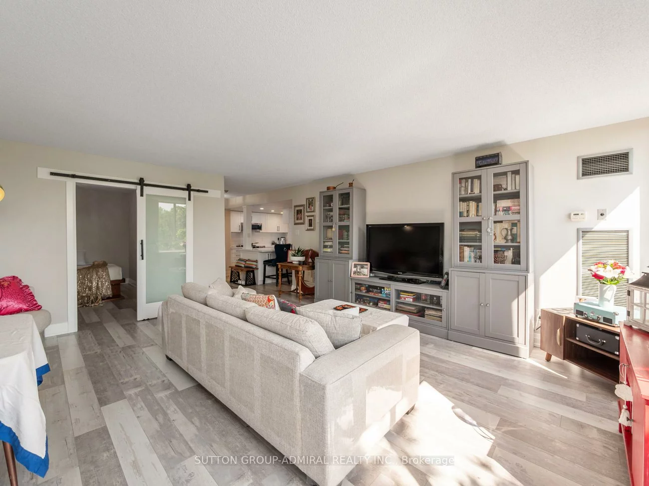 14924, Yonge, Aurora Village, Aurora