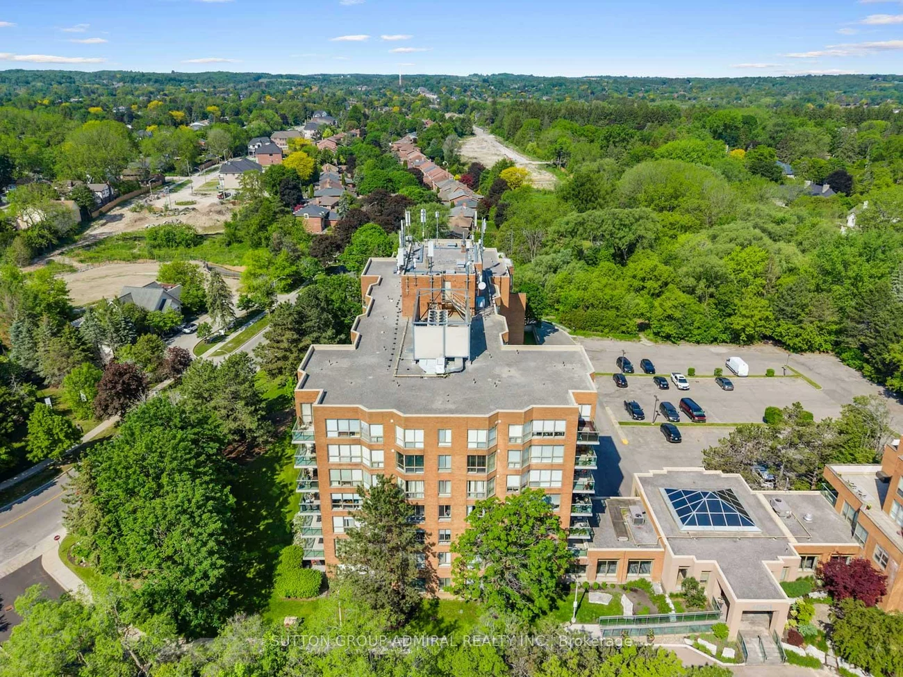 14924, Yonge, Aurora Village, Aurora