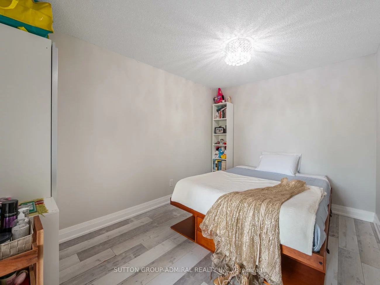 14924, Yonge, Aurora Village, Aurora