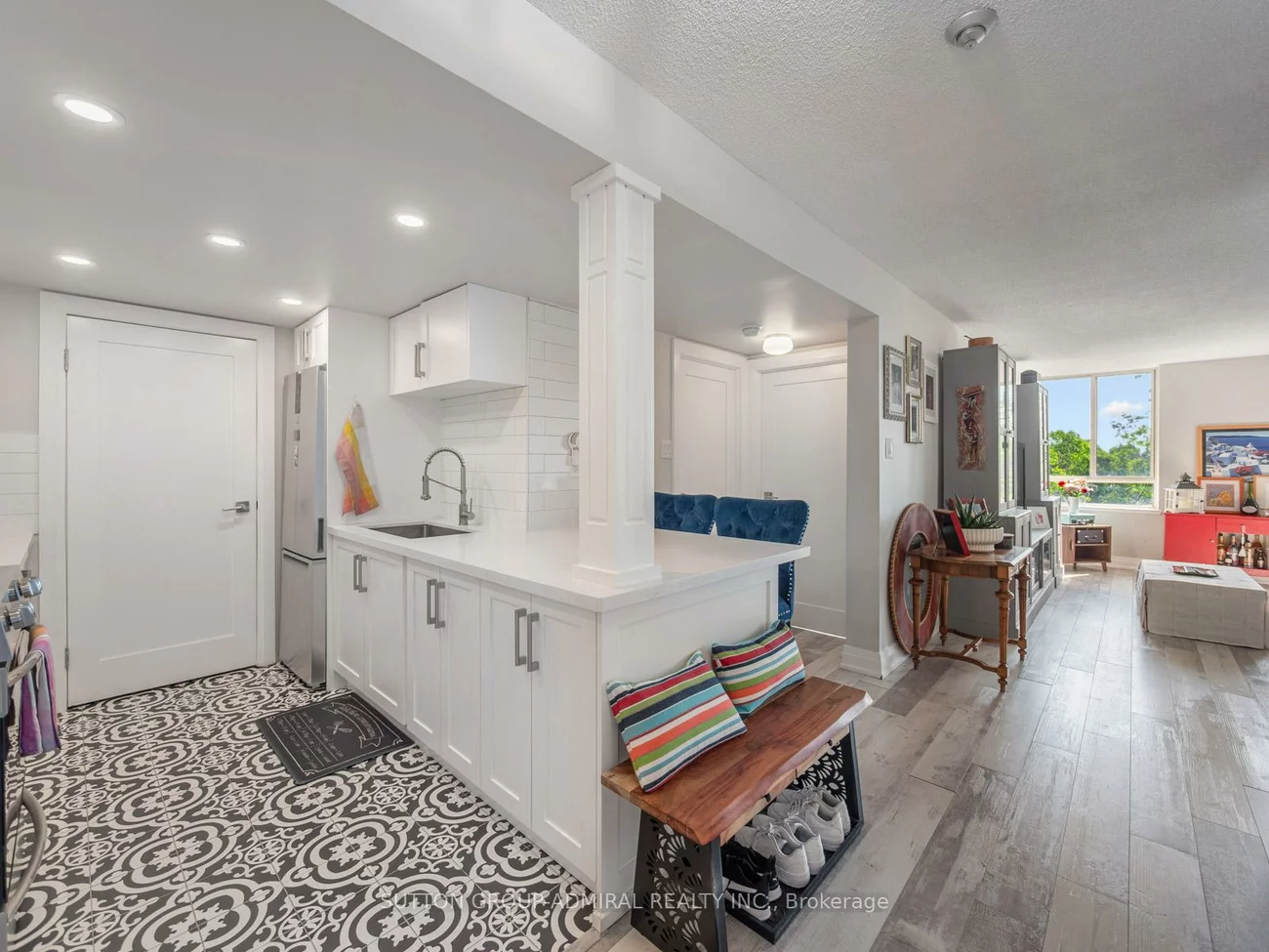14924, Yonge, Aurora Village, Aurora