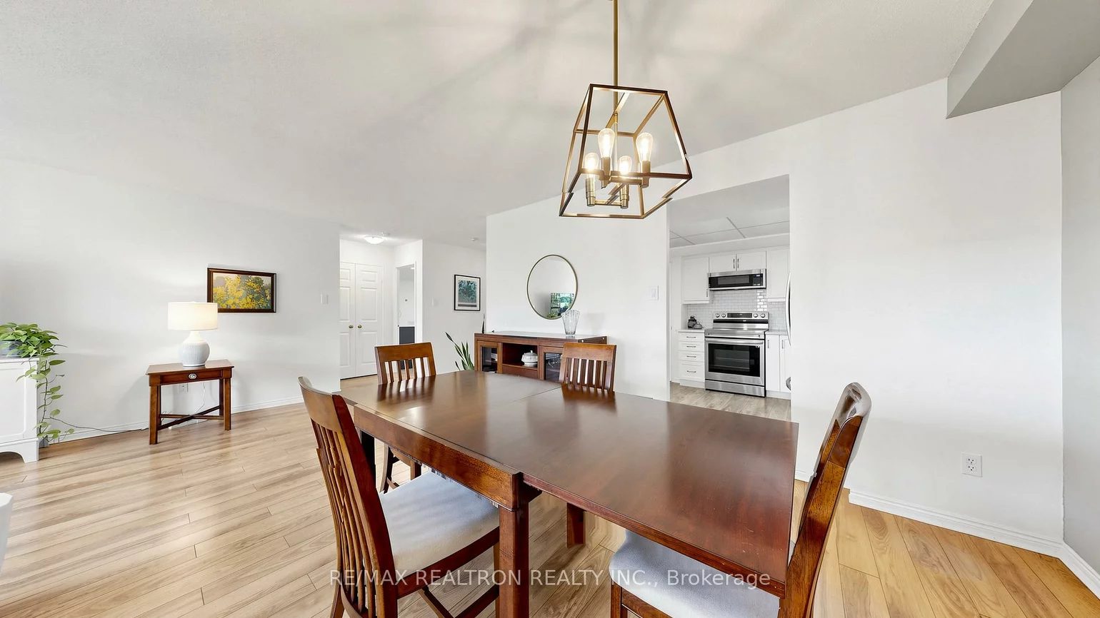 14924, Yonge, Aurora Highlands, Aurora