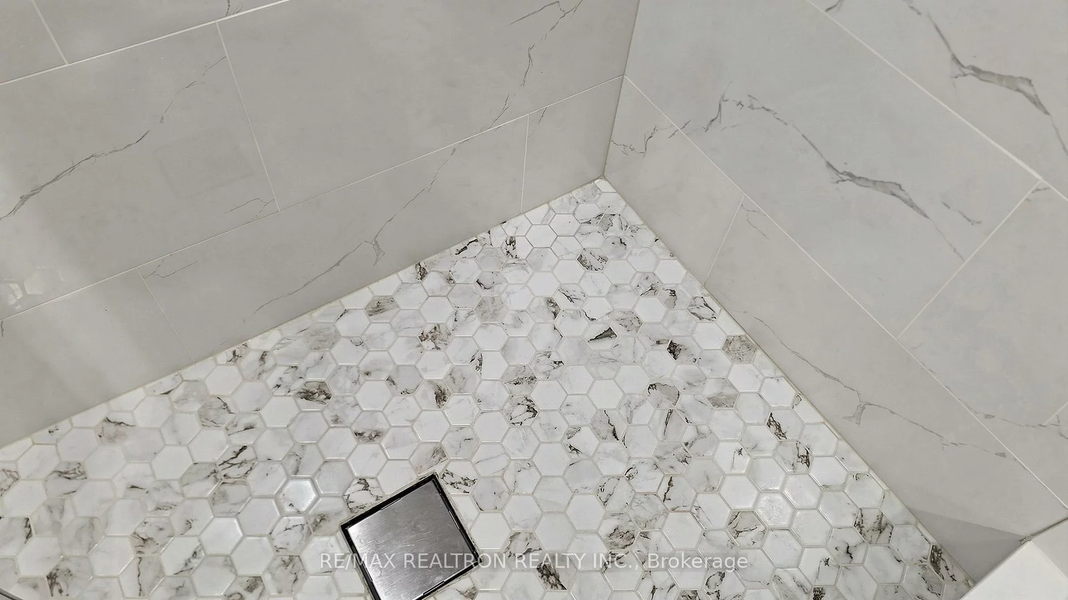 14924, Yonge, Aurora Highlands, Aurora