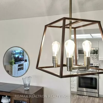 14924, Yonge, Aurora Highlands, Aurora