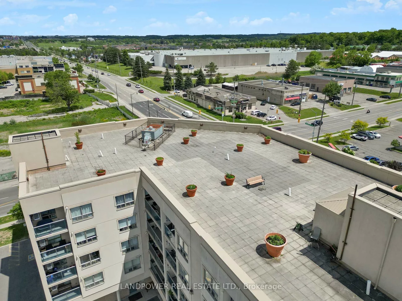 160, Wellington, Aurora Village, Aurora
