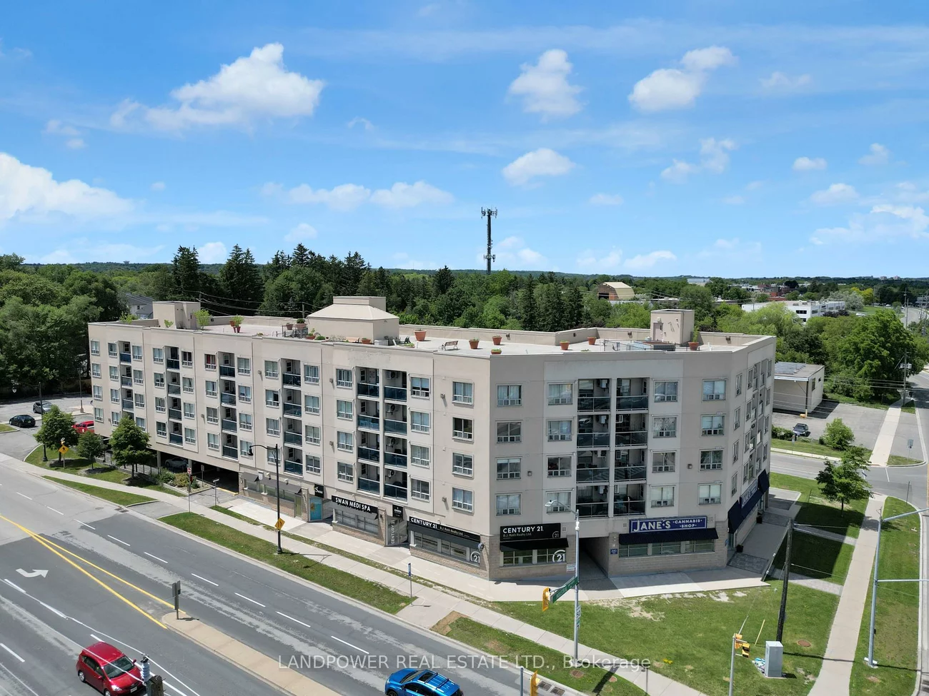 160, Wellington, Aurora Village, Aurora