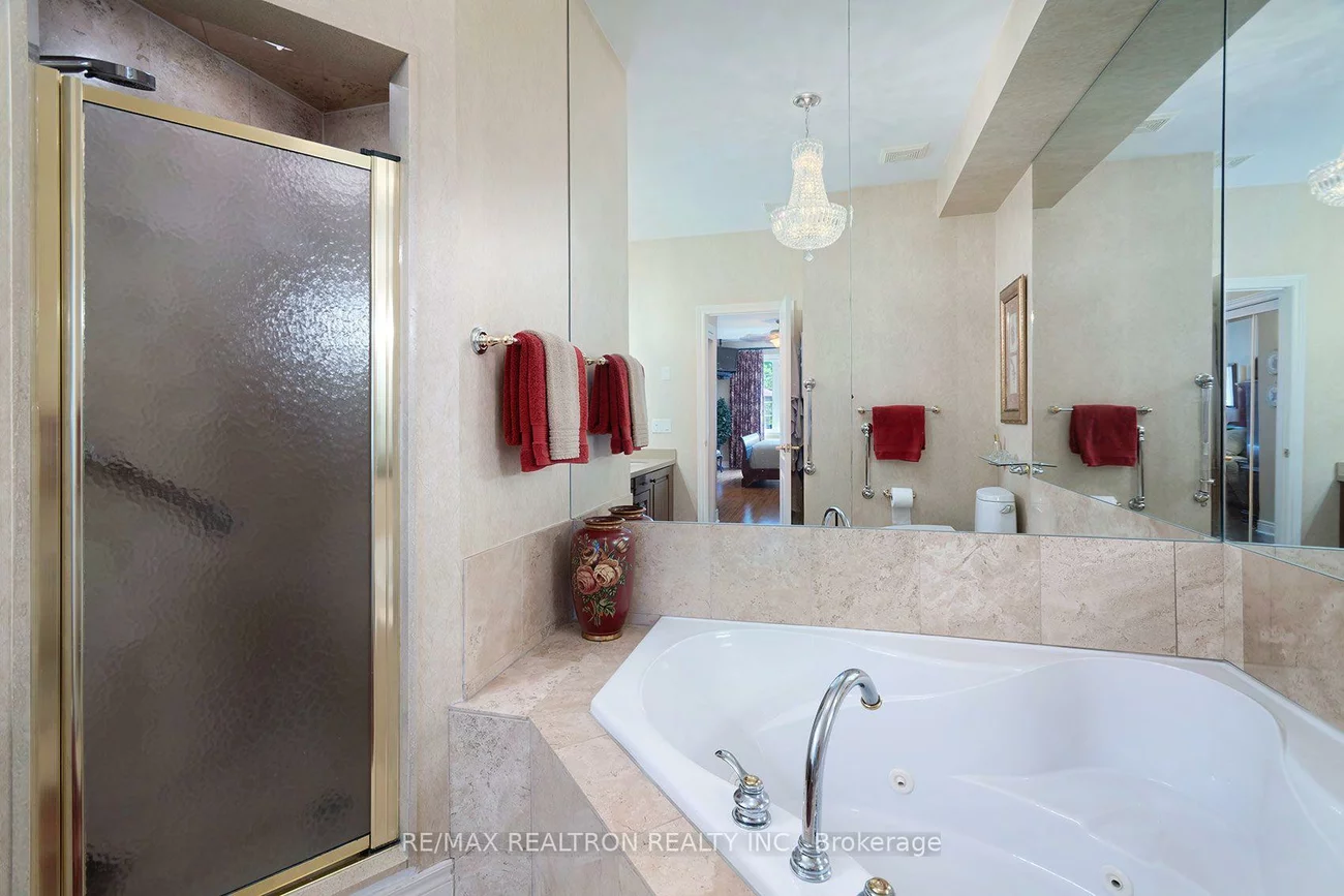 7, Wilton, Aurora Estates, Aurora