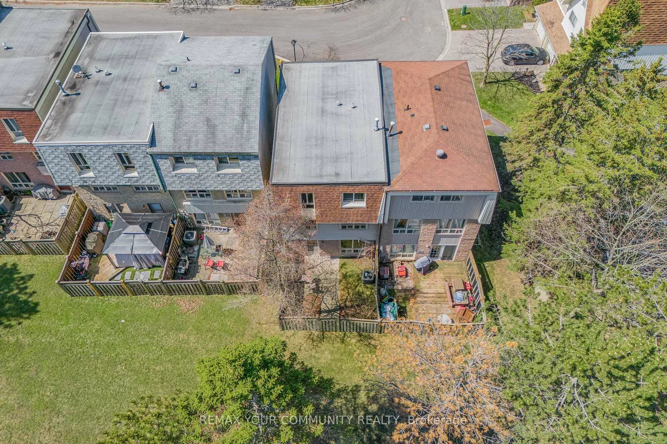97, Poplar, Aurora Highlands, Aurora