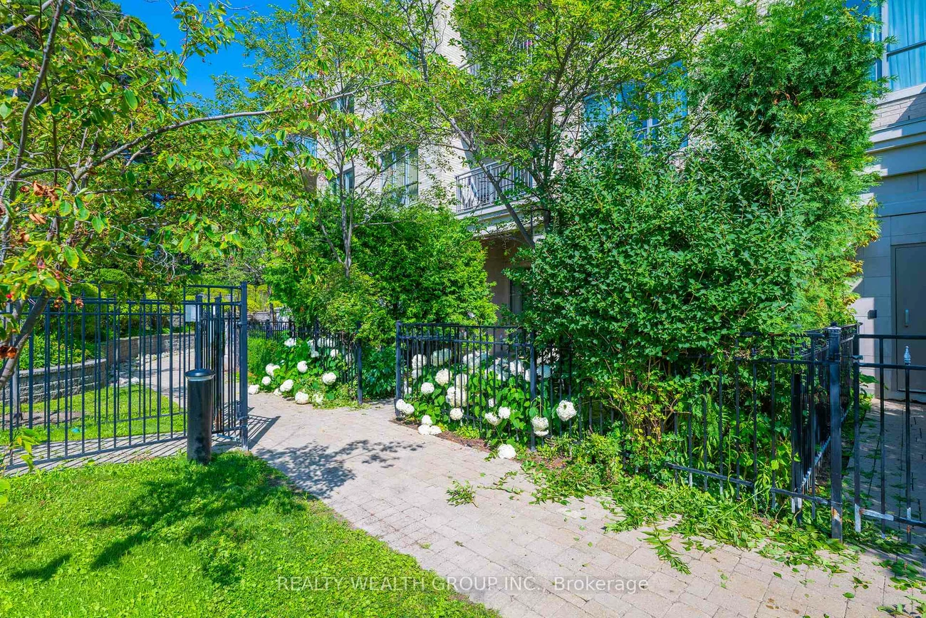 180, John West, Bayview Wellington, Aurora