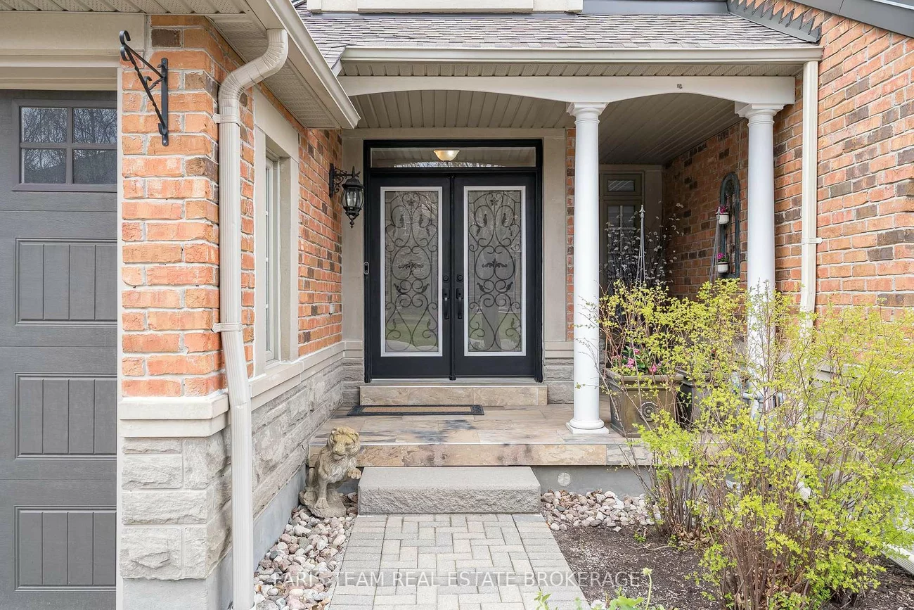 10, Wilton, Aurora Estates, Aurora