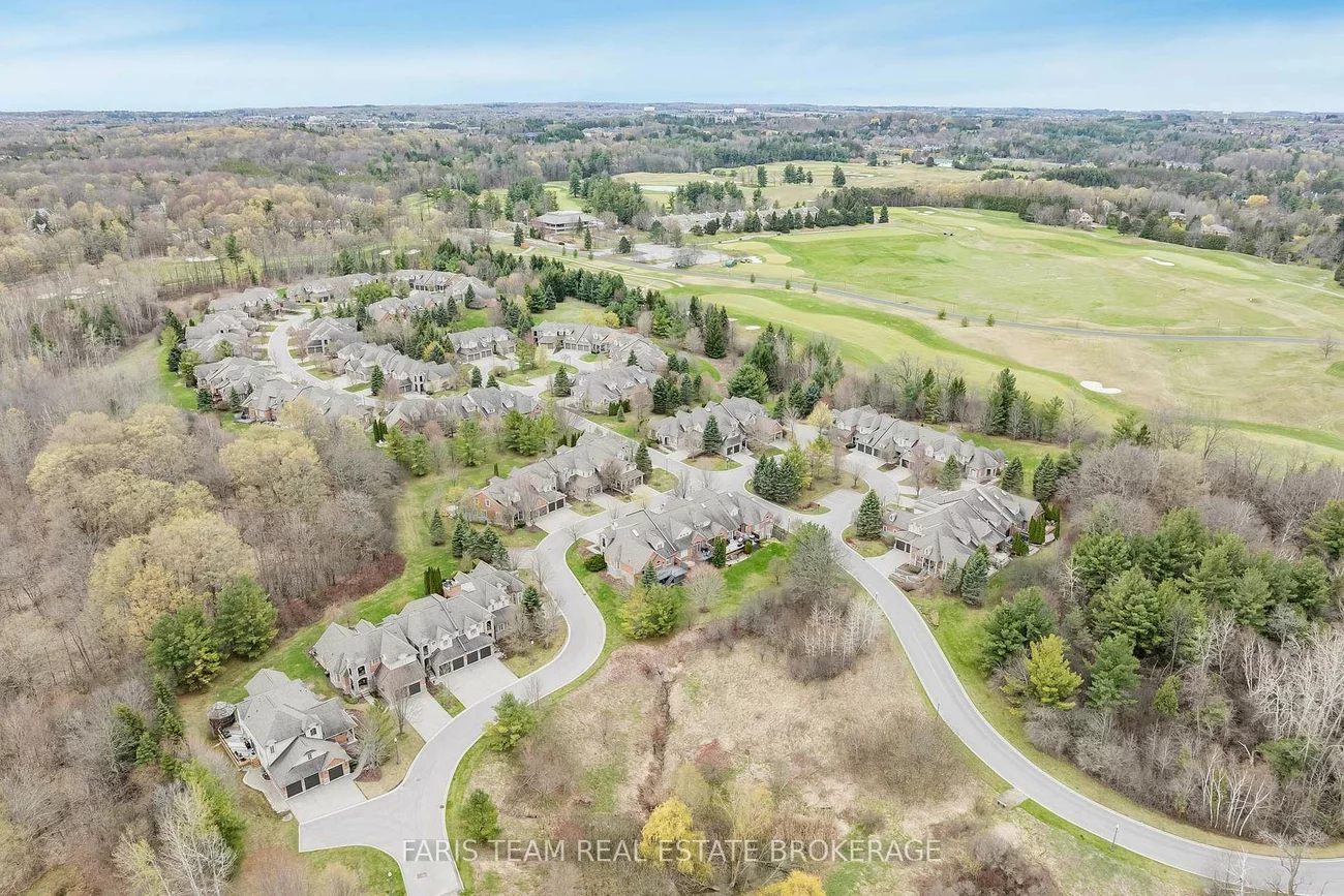 10, Wilton, Aurora Estates, Aurora