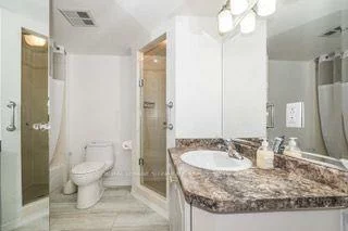 85, Wellington, Aurora Village, Aurora
