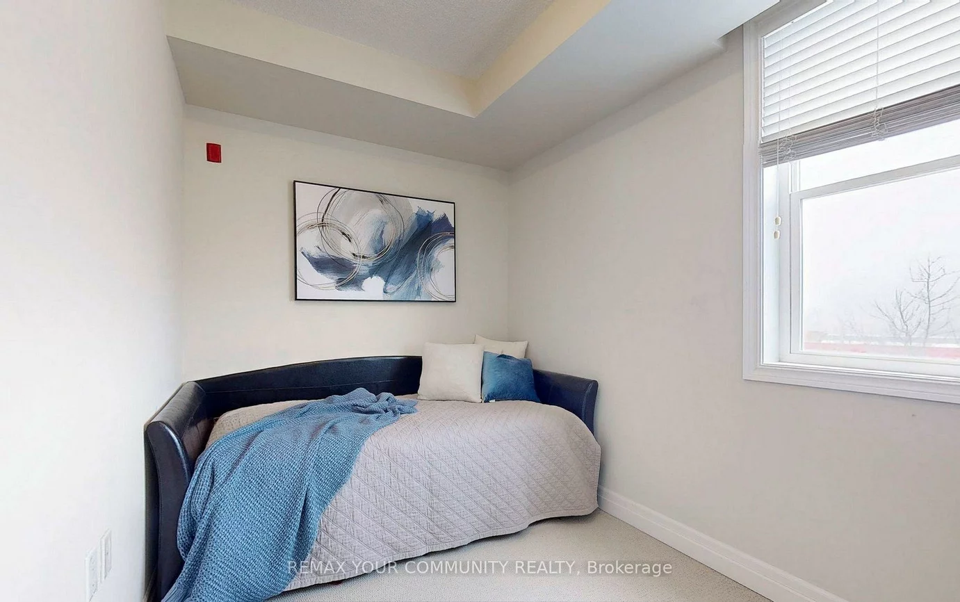 15450, Yonge, Aurora Heights, Aurora