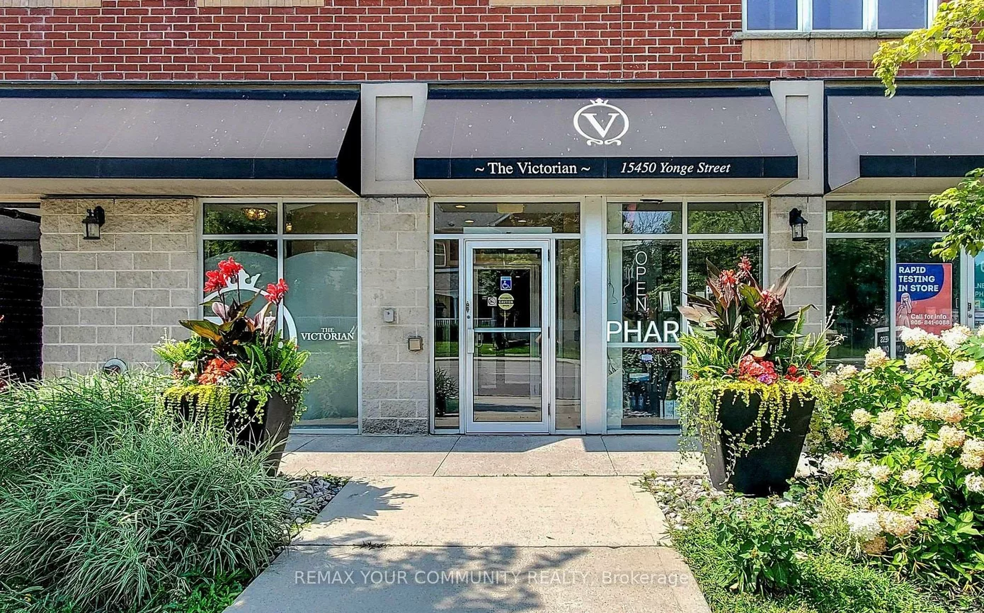 15450, Yonge, Aurora Heights, Aurora