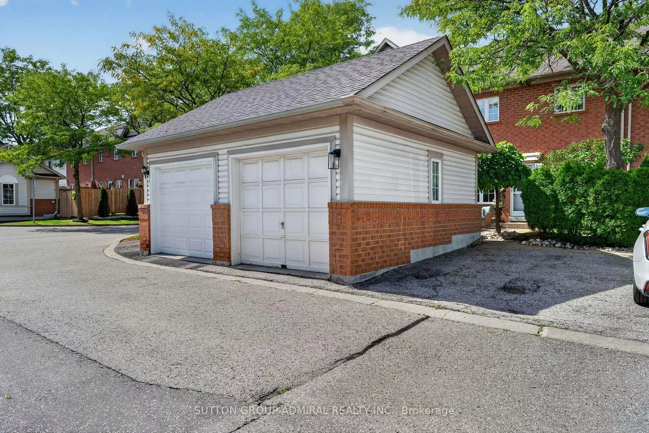 359, John West, Bayview Wellington, Aurora