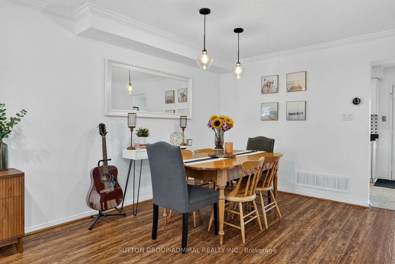 359, John West, Bayview Wellington, Aurora