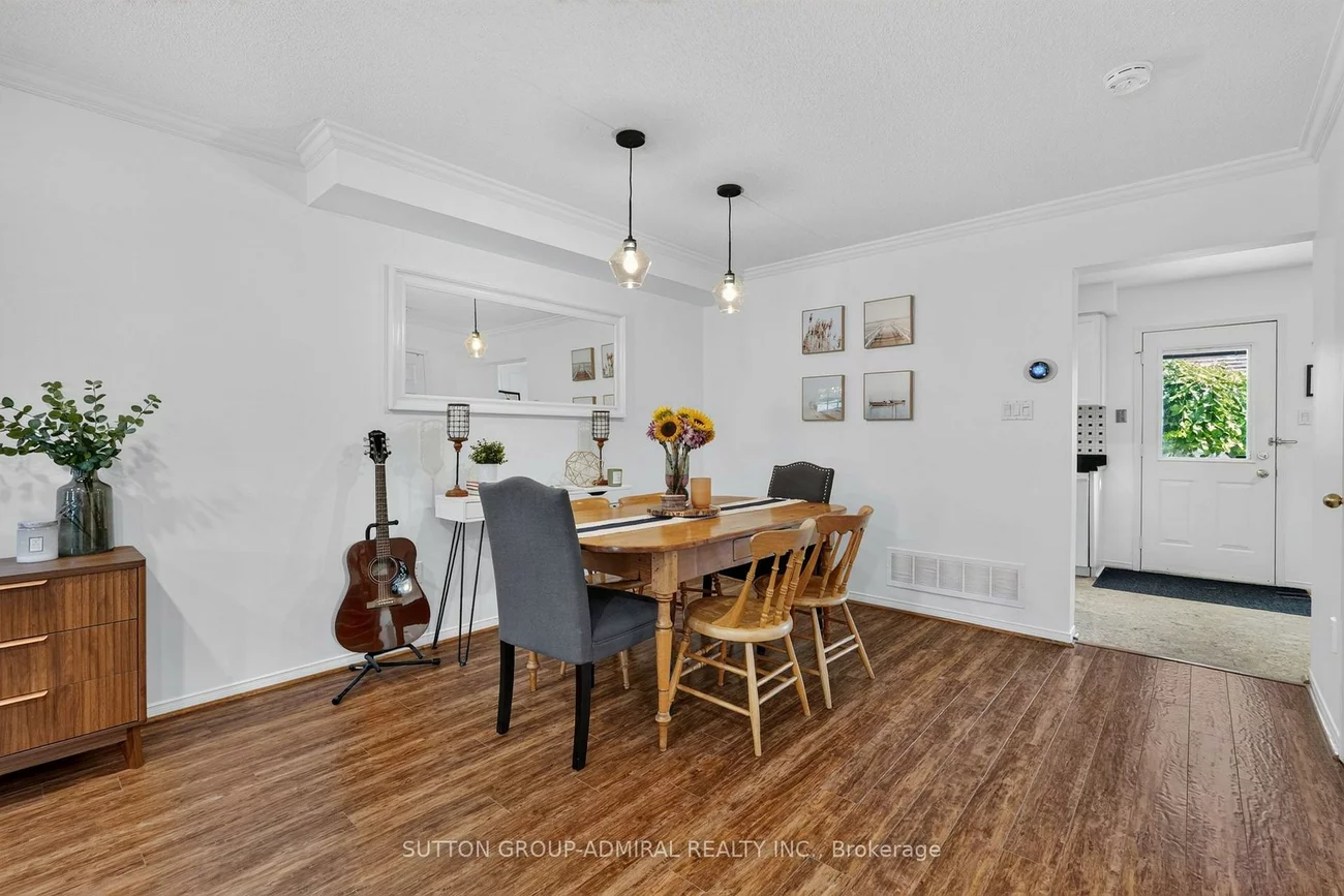 359, John West, Bayview Wellington, Aurora