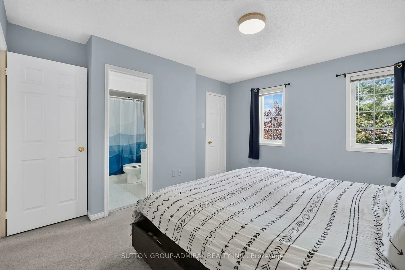 359, John West, Bayview Wellington, Aurora