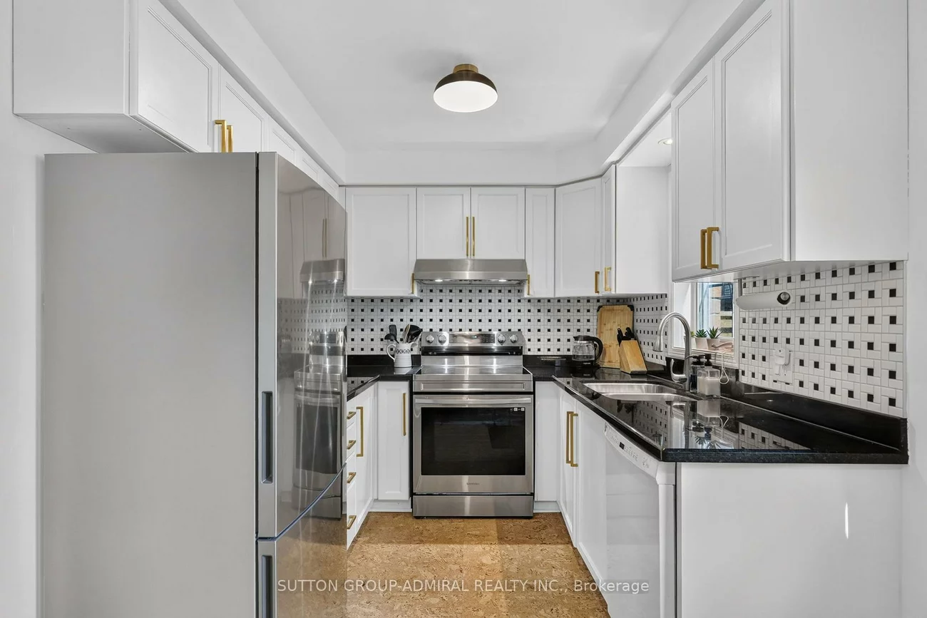 359, John West, Bayview Wellington, Aurora
